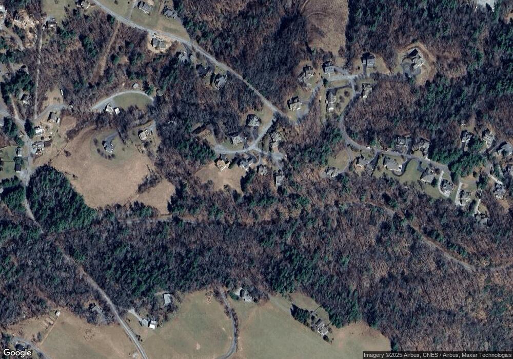 112 E Pinecrest Ct, Boone, NC 28607 - photo 1