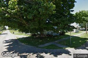 611 Pine St, Delavan, IL 61734