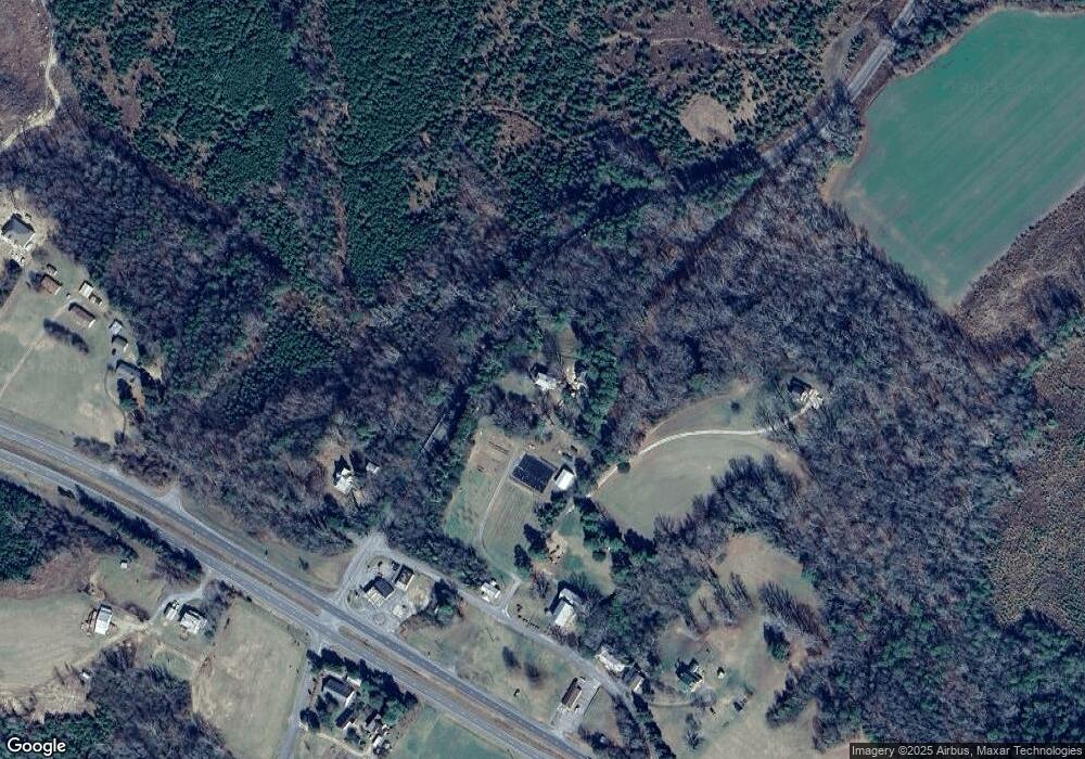 277 Dunnsville Rd, Dunnsville, VA 22454 - photo 1