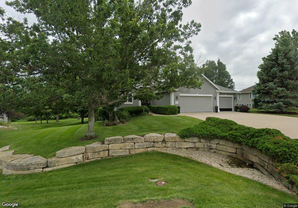 4140 SW Aylesbury Rd, Topeka, KS 66610 - photo 1