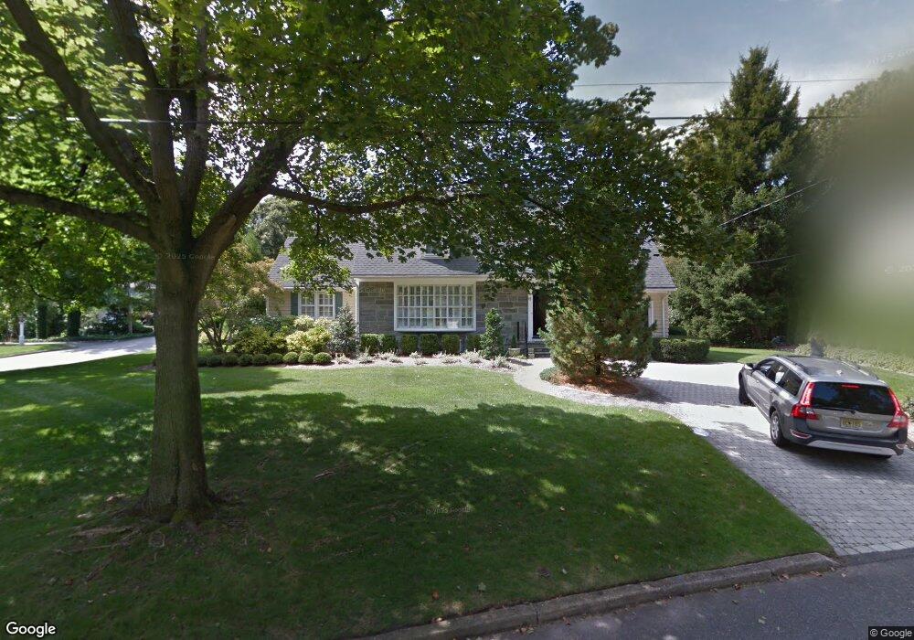 11 Duncan Rd, Ho Ho Kus, NJ 07423 - photo 1