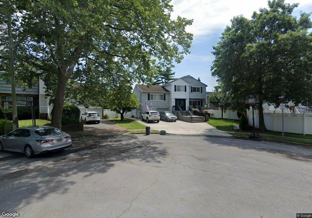 2034 Ripley Ln, Merrick, NY 11566 - photo 1