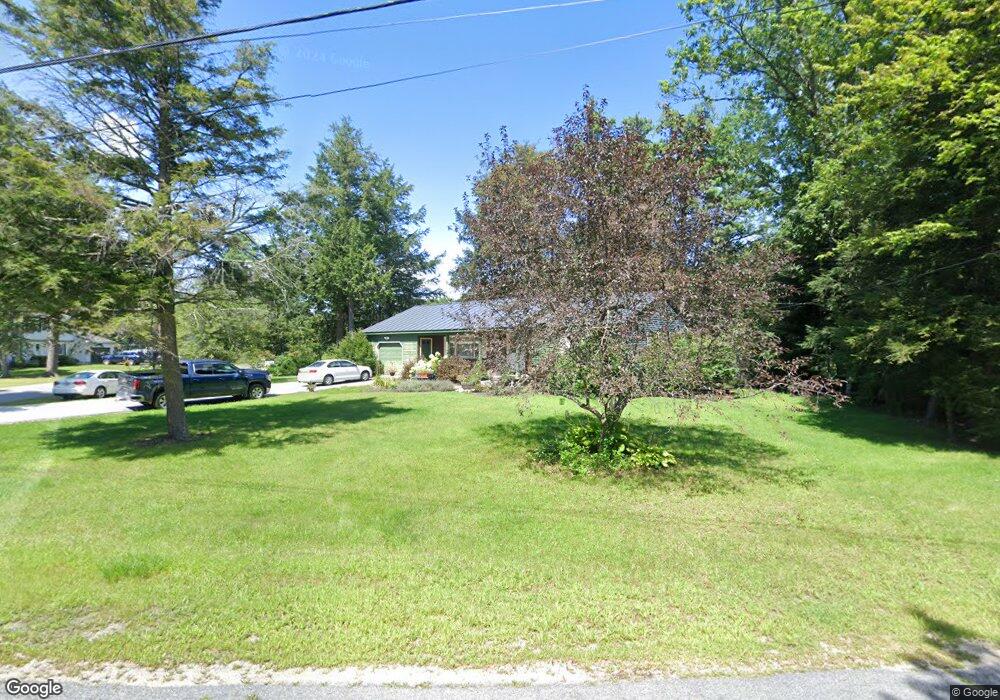 247 Pinewood Dr, Contoocook, NH 03229 - photo 1
