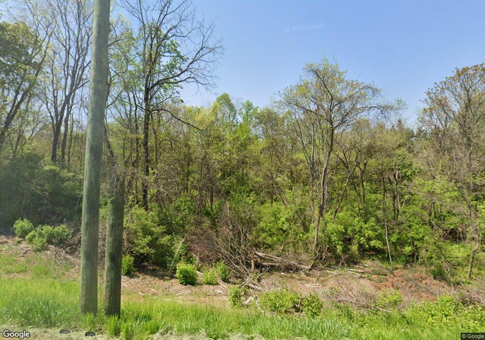 810 S Sugar Hollow Rd, Morristown, TN 37813 - photo 1