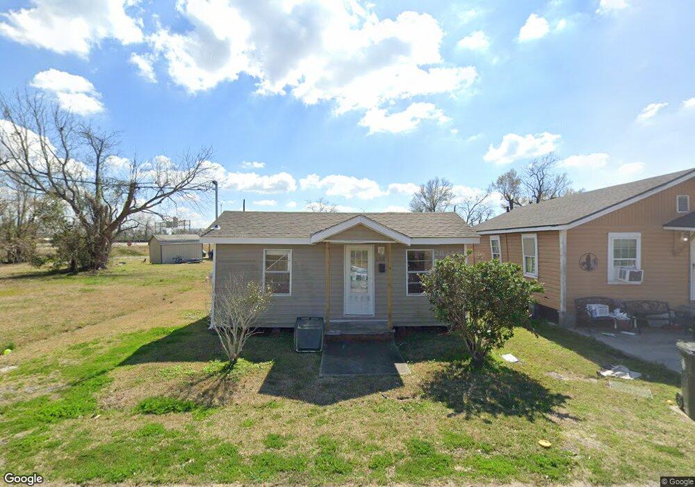 2214 Clarinda St, Lake Charles, LA 70601 - photo 1