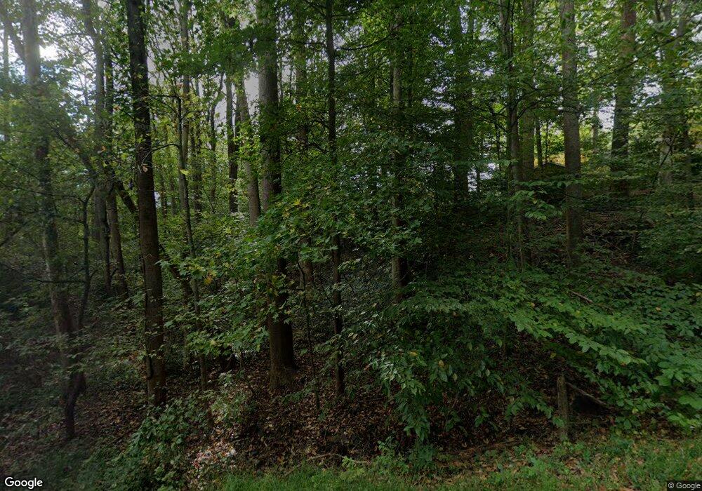 9008 Glenbrook Rd, Fairfax, VA 22031 - photo 1