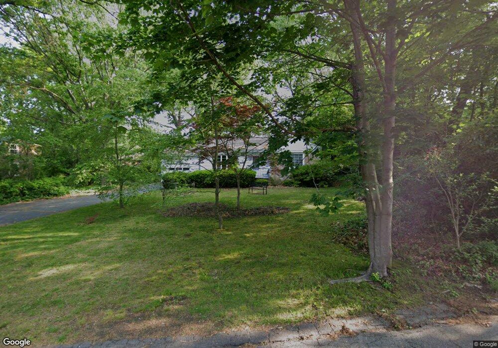 23 Hillcrest Rd, Trumbull, CT 06611 - photo 1