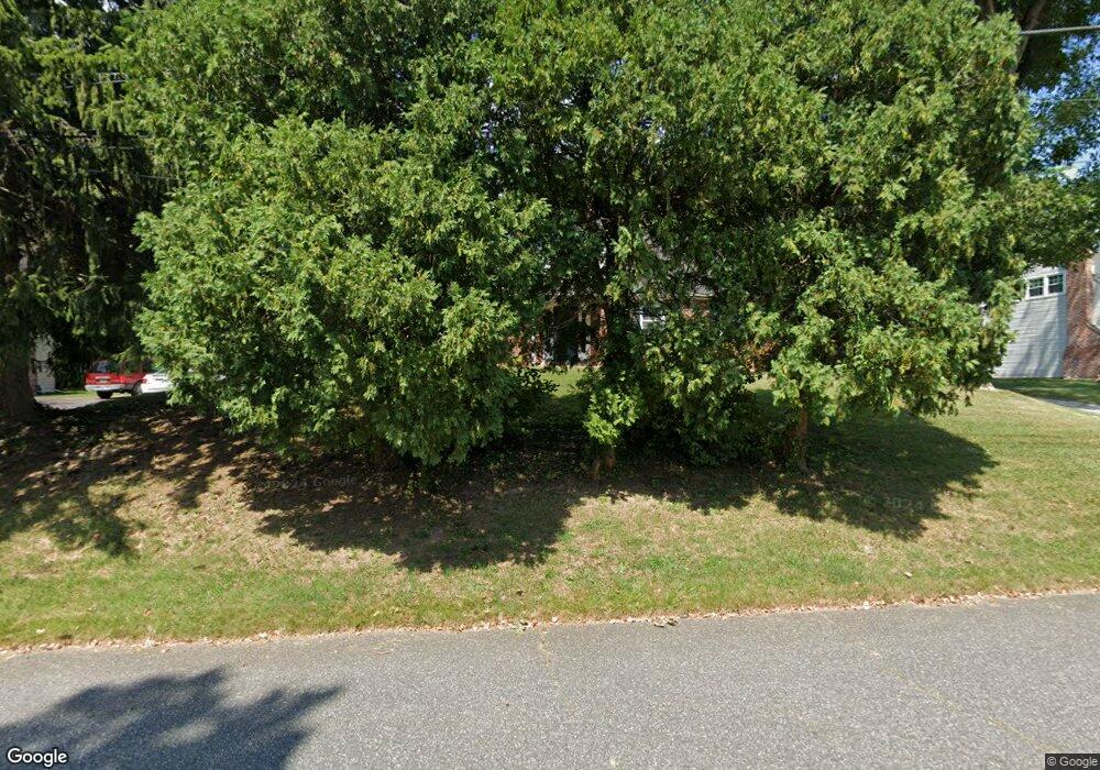 5 Berkshire Dr, Wallingford, PA 19086 - photo 1