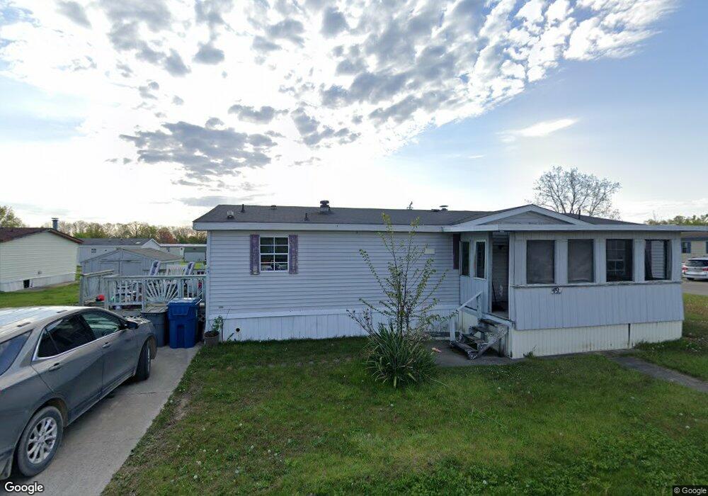 121 W Suffolk Ct, Flint, MI 48507 - photo 1