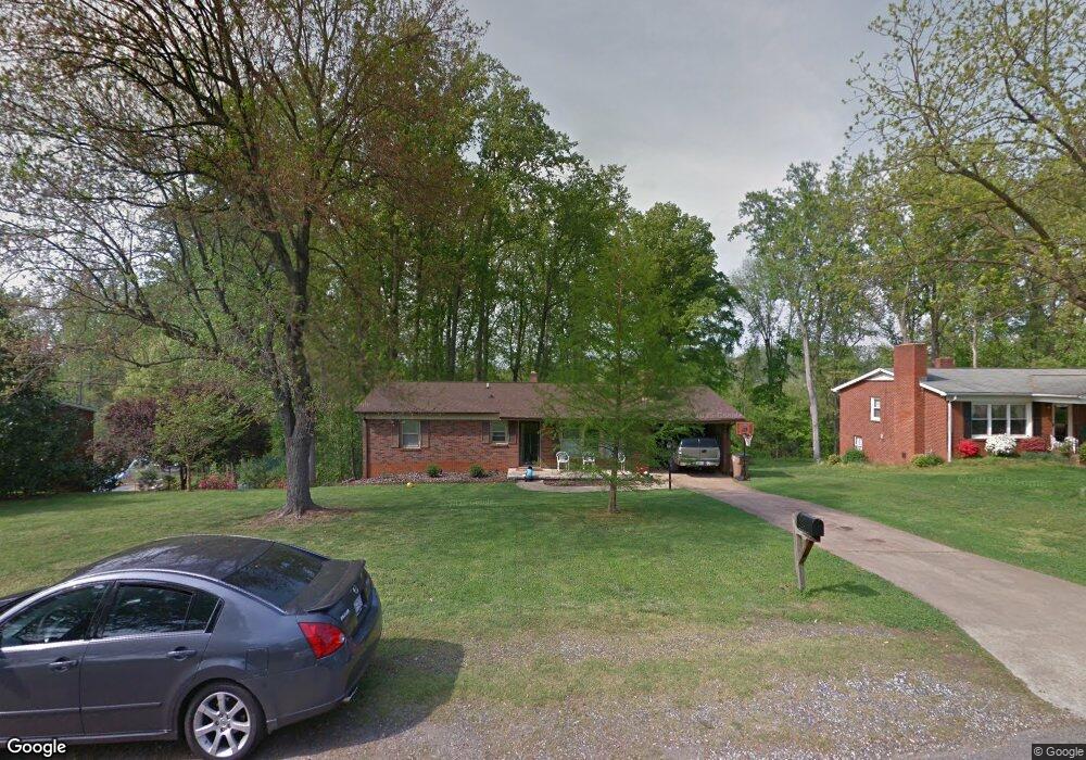 1404 Beverly Ave, Shelby, NC 28152 - photo 1