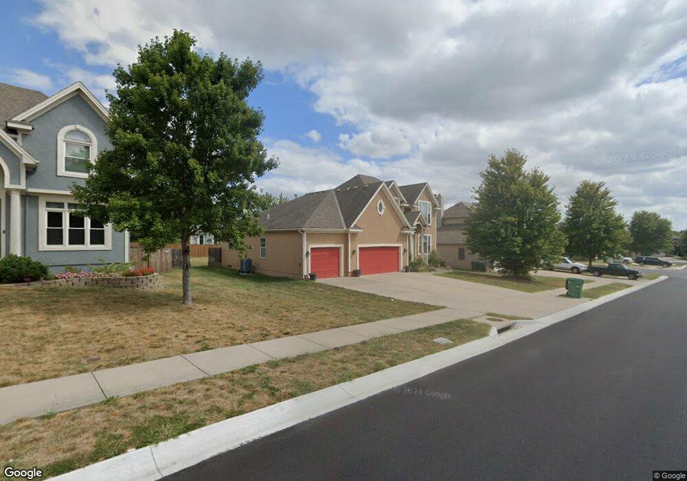 1504 SW 42nd Ct, Lees Summit, MO 64082 - photo 1