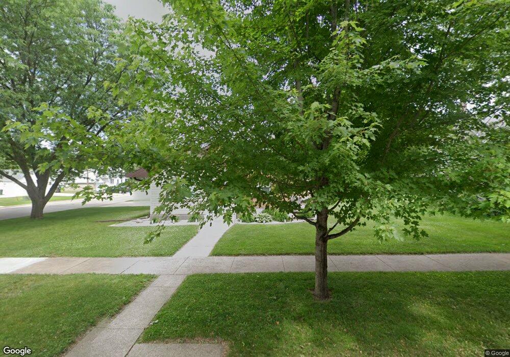1504 Iowa St, Cedar Falls, IA 50613 - photo 1