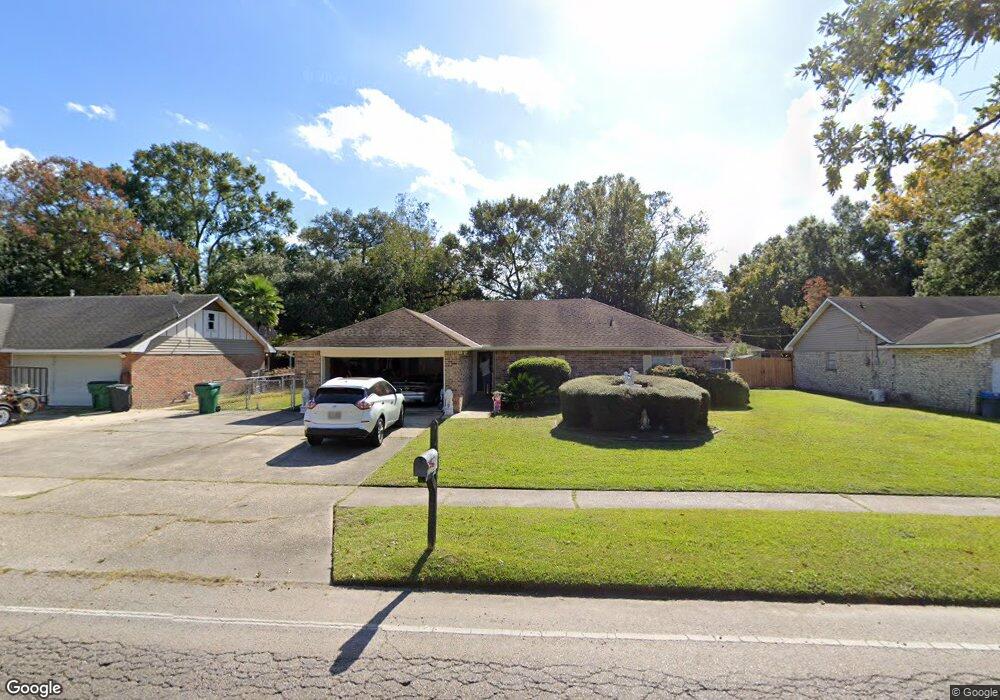 1447 W Hall Ave, Slidell, LA 70460 - photo 1