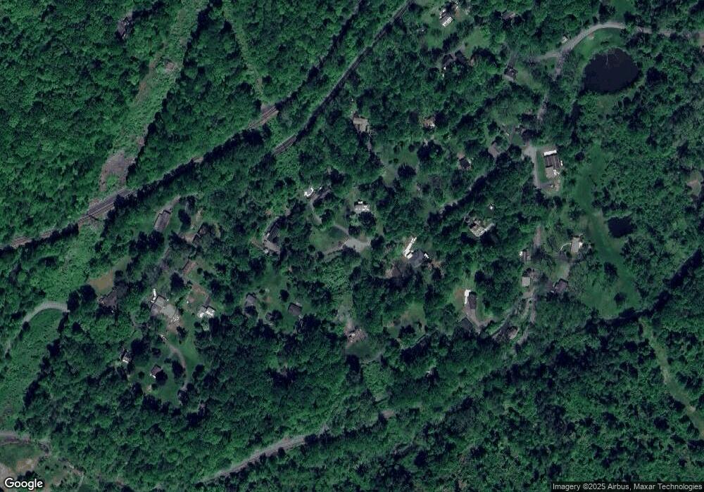 4 Davis Ct, Stroudsburg, PA 18360 - photo 1