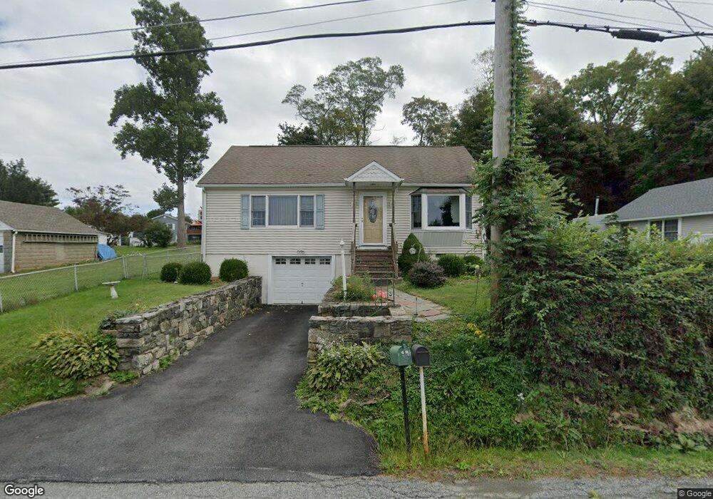 60 Vernon Dr, Carmel, NY 10512 - photo 1