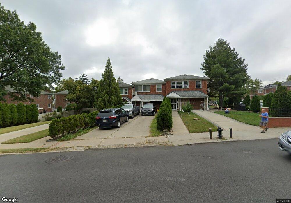 20006 Cross Island Pkwy, Bayside, NY 11360 - photo 1
