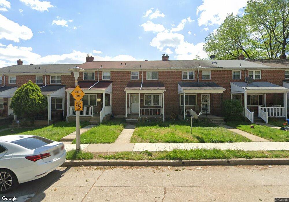 611 S Wickham Rd, Baltimore, MD 21229 - photo 1