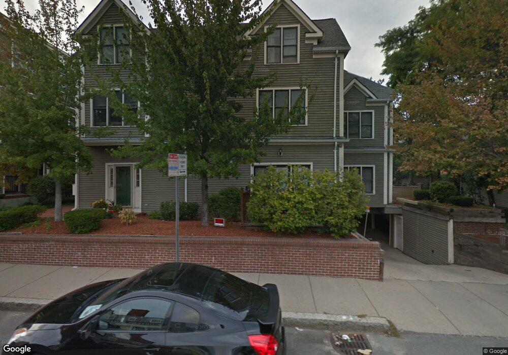 3 Davenport St unit 2, Cambridge, MA 02140 - photo 1