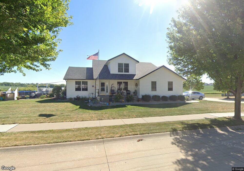6605 Sturdevant St, Davenport, IA 52806 - photo 1