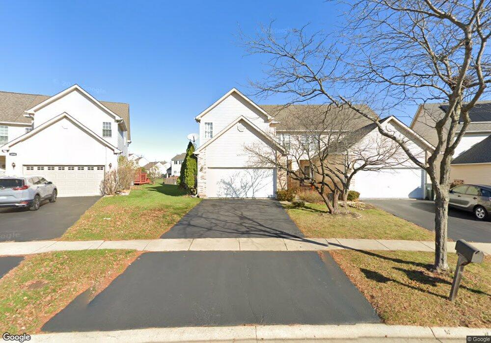 1086 Viewpoint Dr, Lake In the Hills, IL 60156 - photo 1