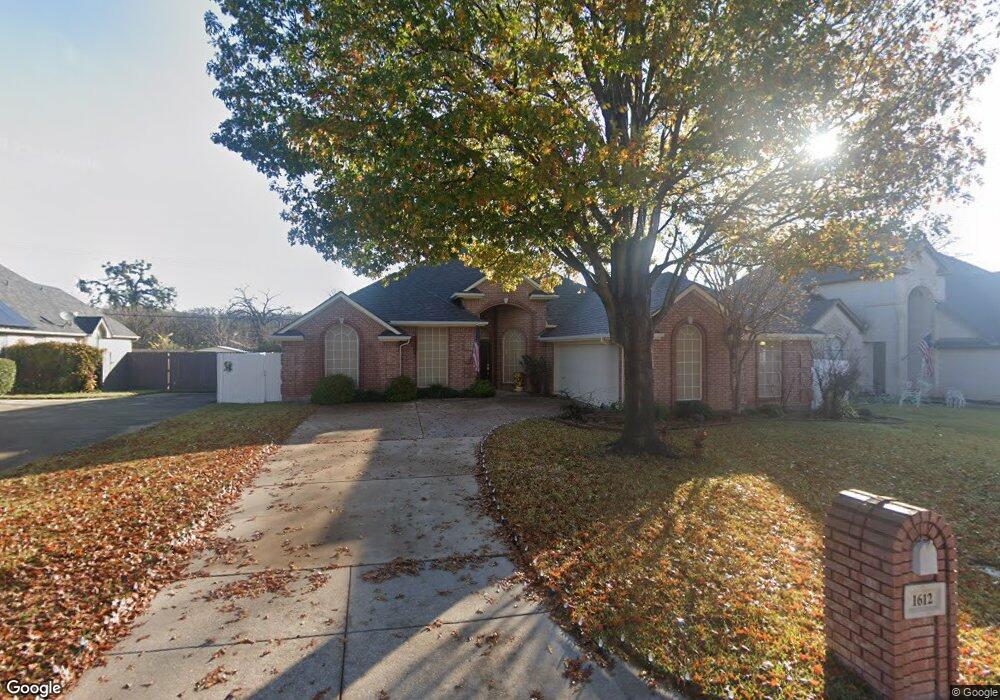 1612 Oak Creek Dr, Hurst, TX 76054 - photo 1