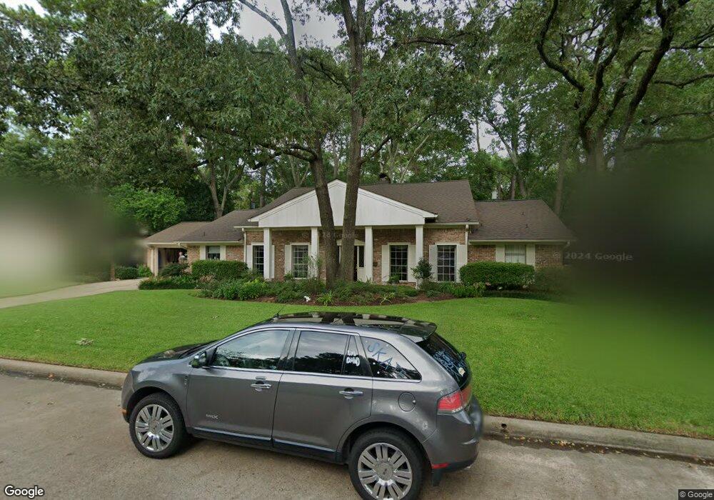 130 Stoney Creek Dr, Houston, TX 77024 - photo 1