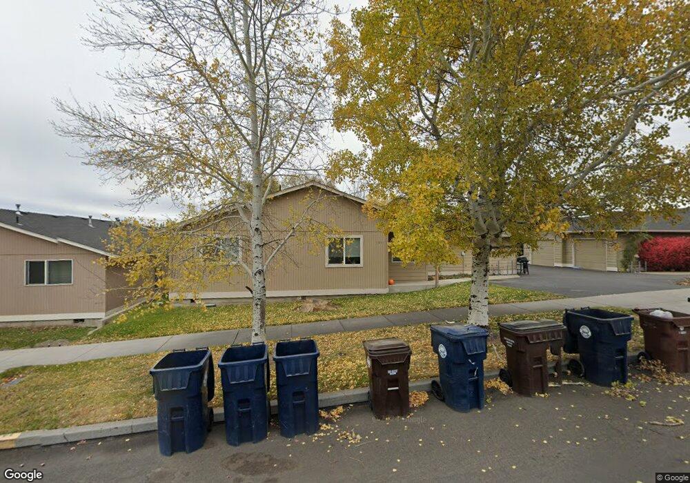 1931 NW Cedar Ave unit 4, Redmond, OR 97756 - photo 1