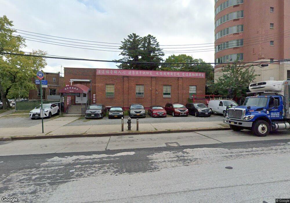 3301 Union St, Flushing, NY 11354 - photo 1