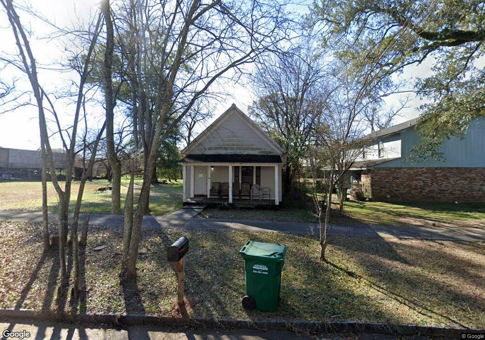 212 W 1st Ave, Albany, GA 31701 - photo 1