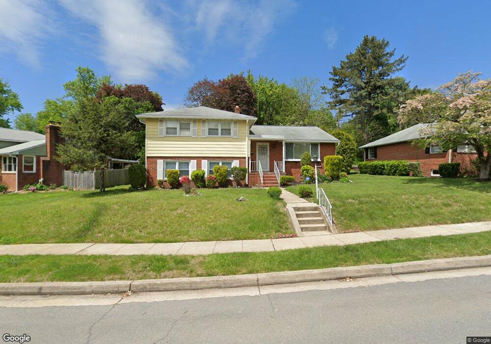 6712 Collinsdale Rd, Parkville, MD 21234 - photo 1