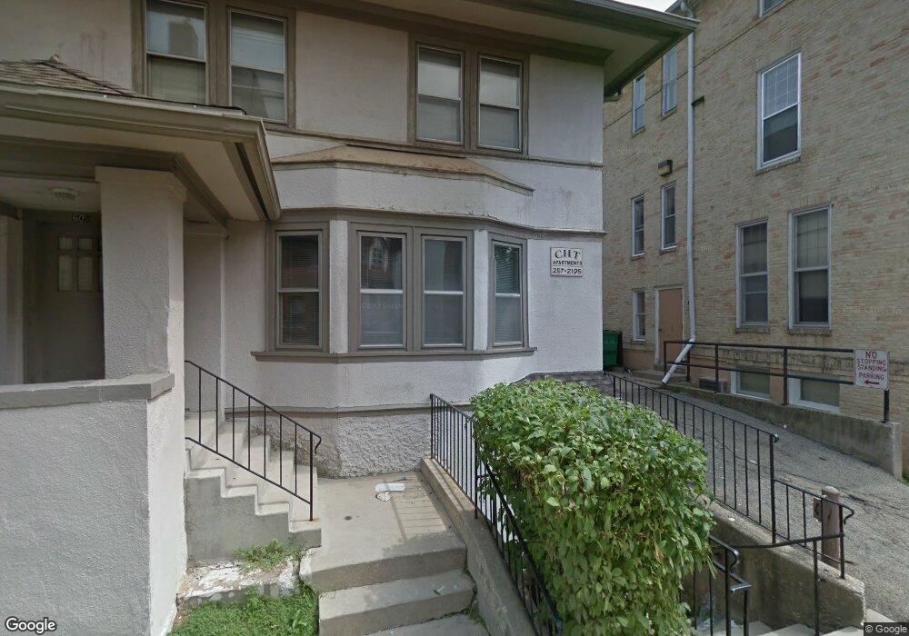 609 Howard Place unit 1, Madison, WI 53703 - photo 1