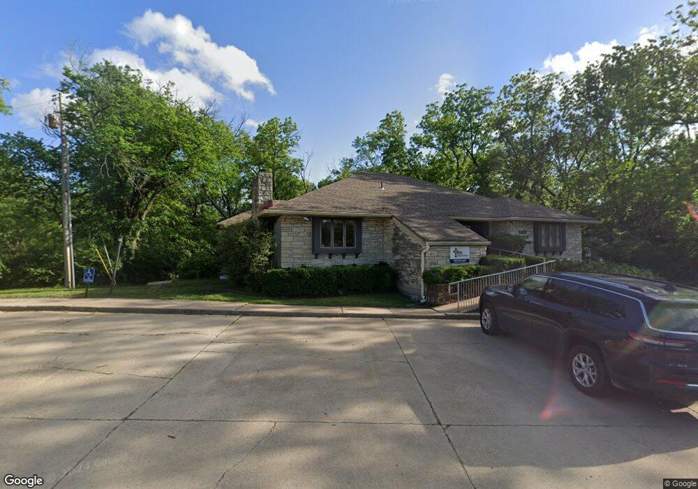 3600 SW Burlingame Rd, Topeka, KS 66611 - photo 1