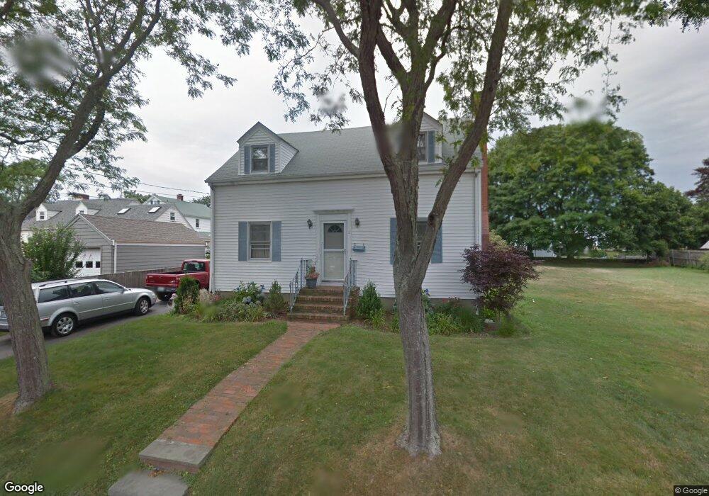 6 Kempsen St, Newport, RI 02840 - photo 1