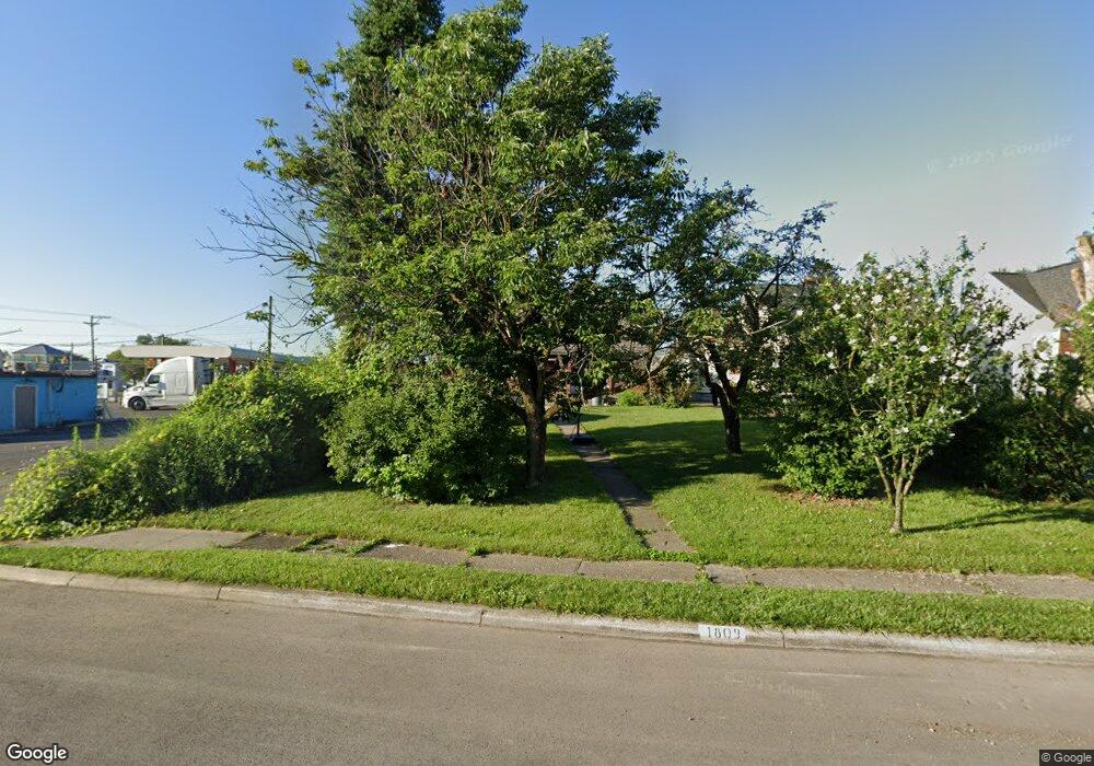 1809 E Dunedin Rd, Columbus, OH 43224 - photo 1