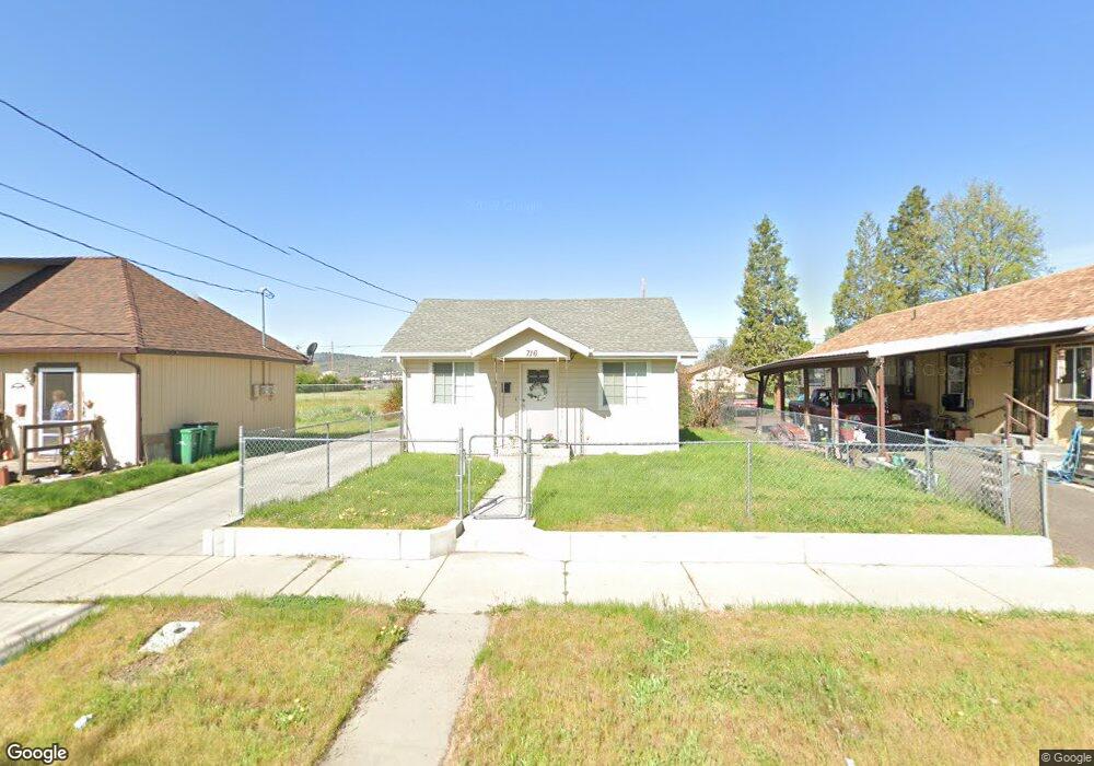 716 Owens St, Klamath Falls, OR 97601 - photo 1