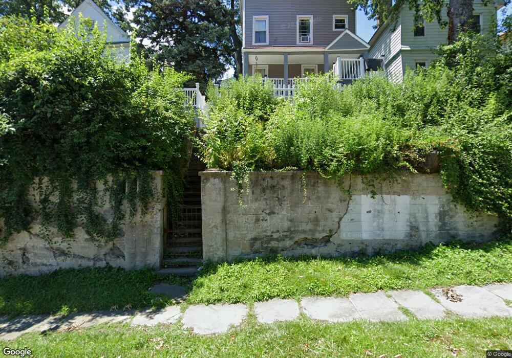 431 Park Hill Ave, Yonkers, NY 10705 - photo 1