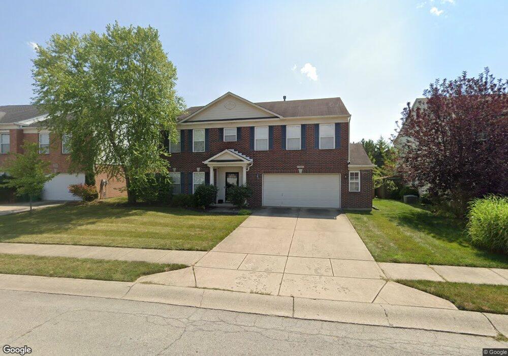 13834 Meadow Lake Dr, Fishers, IN 46038 - photo 1