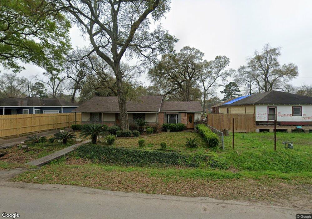 2417 Areba St, Houston, TX 77091 - photo 1