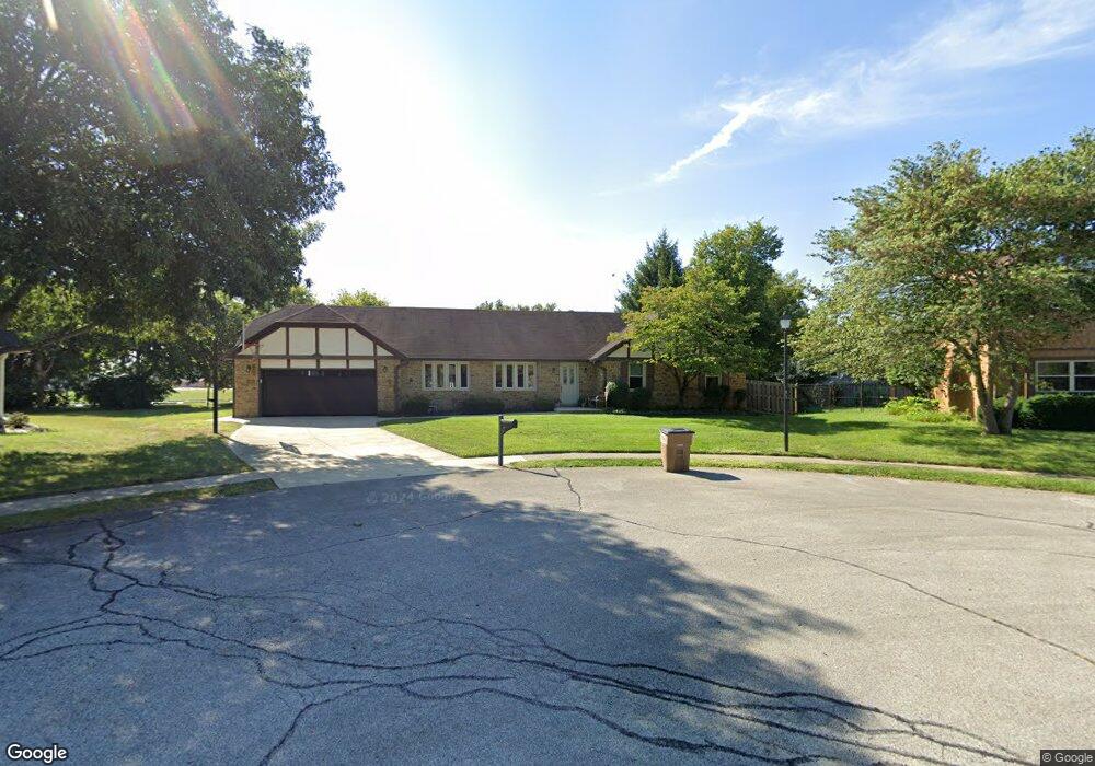 1063 Hummingbird Ln, Columbus, IN 47203 - photo 1