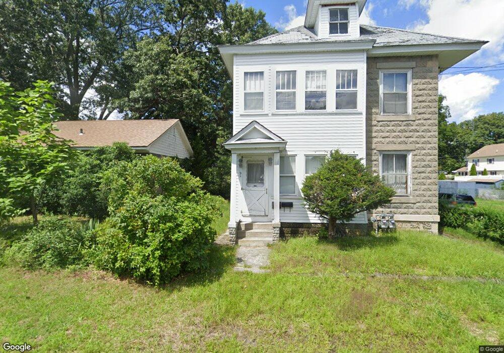 9 Beacon St unit 11, Methuen, MA 01844 - photo 1