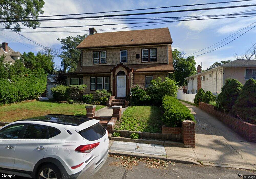 619 Brooklyn Ave unit 619 Brooklyn Ave, North Baldwin, NY 11510 - photo 1