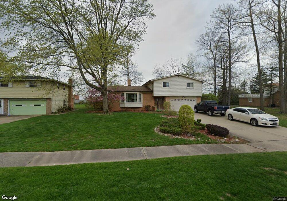 5396 Holly Rd, Bedford, OH 44146 - photo 1