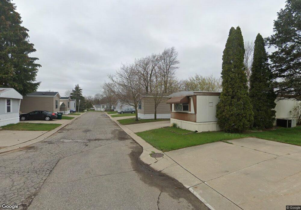 7380 Morrcrest Ln, Flushing, MI 48433 - photo 1