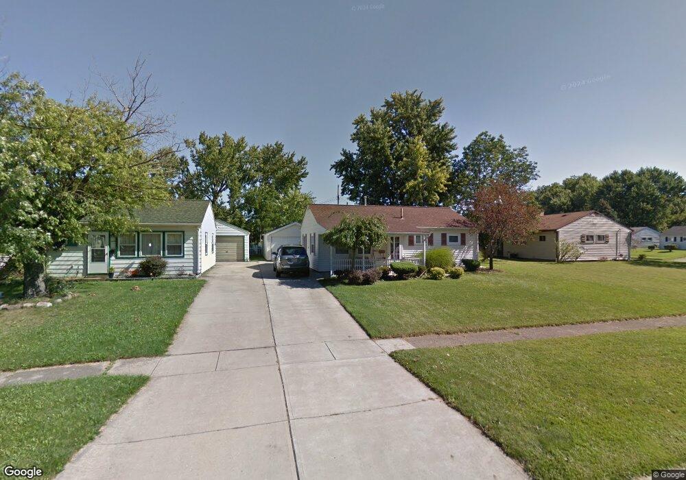 2907 Goble Dr, Lorain, OH 44055 - photo 1