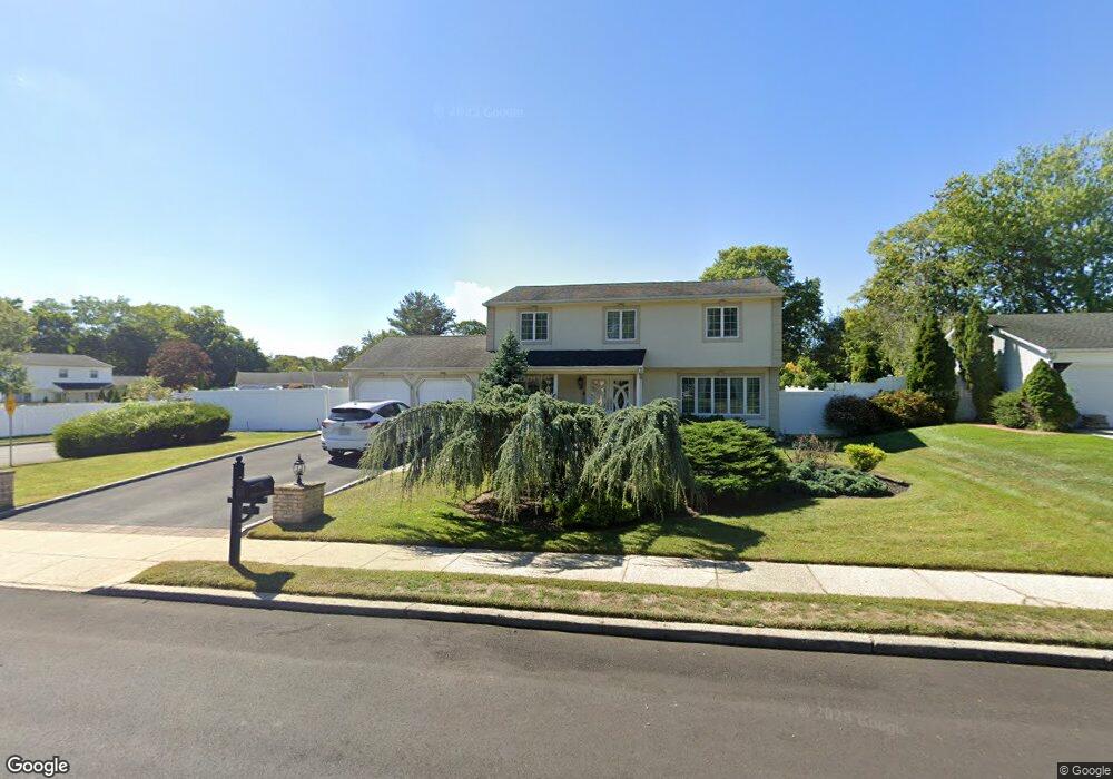 6 Sagamore Ln, Dix Hills, NY 11746 - photo 1