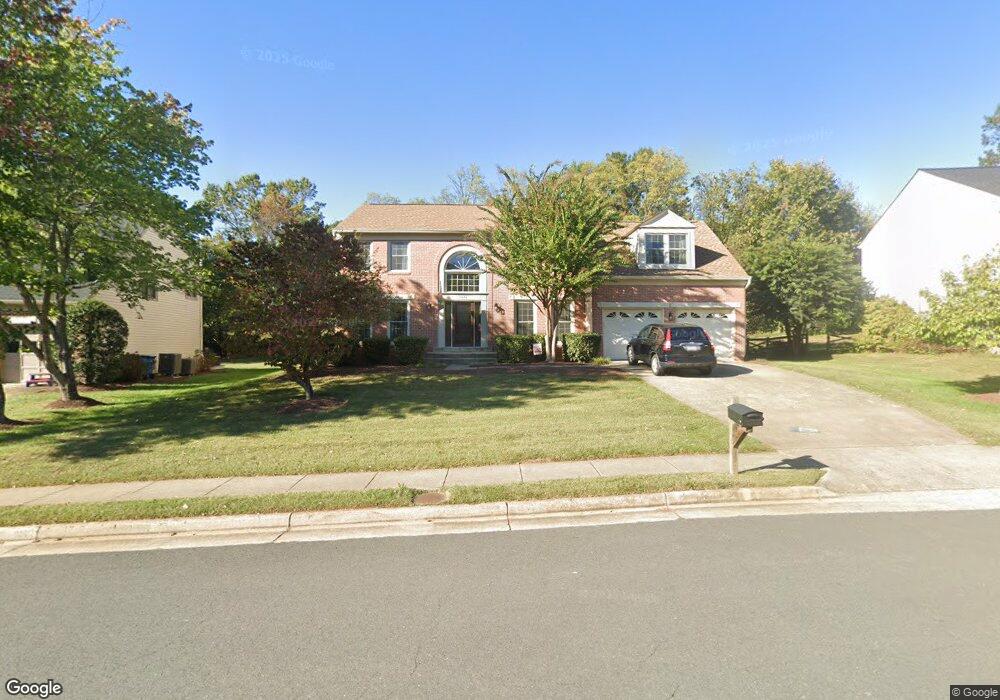 13434 Marble Rock Dr, Chantilly, VA 20151 - photo 1