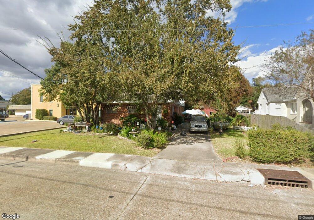 725 Point St, Houma, LA 70360 - photo 1