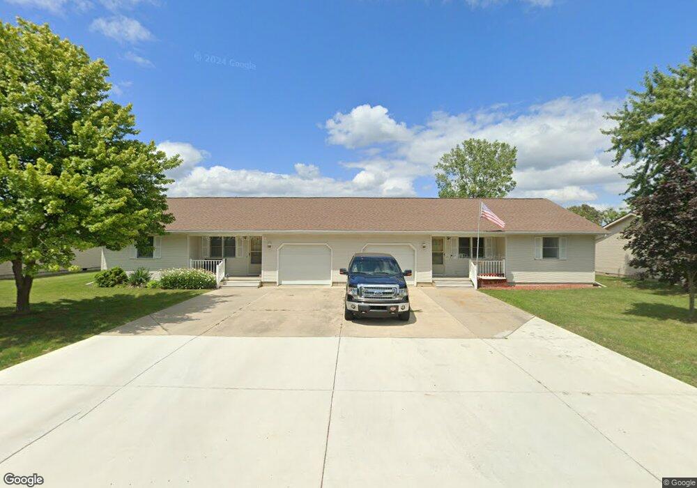 809 E Church St, West Unity, OH 43570 - photo 1