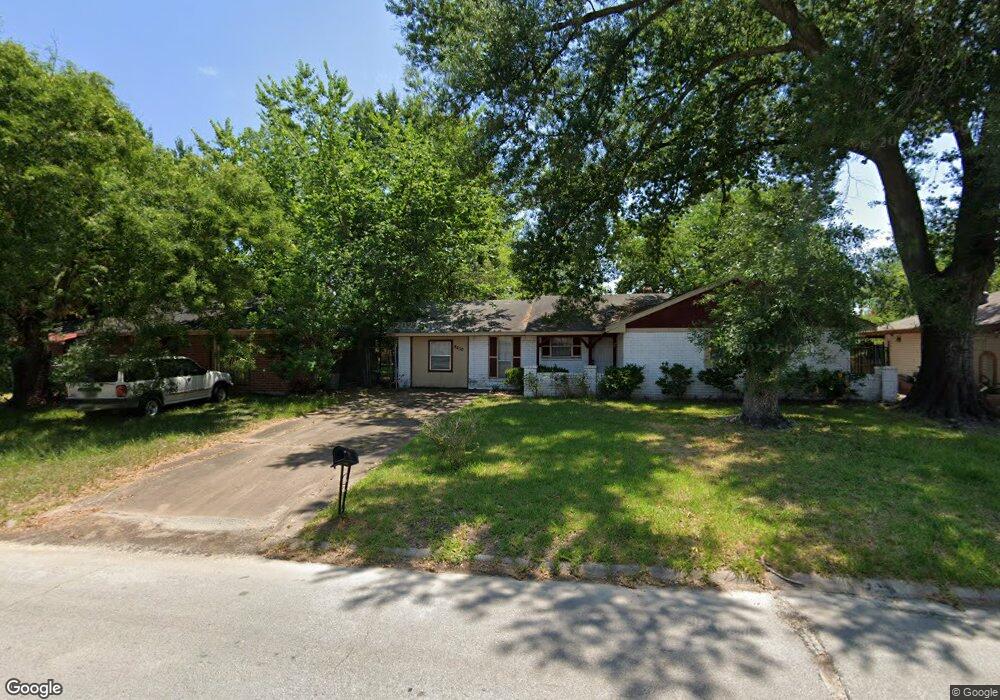 8830 Glenhouse Dr, Houston, TX 77088 - photo 1