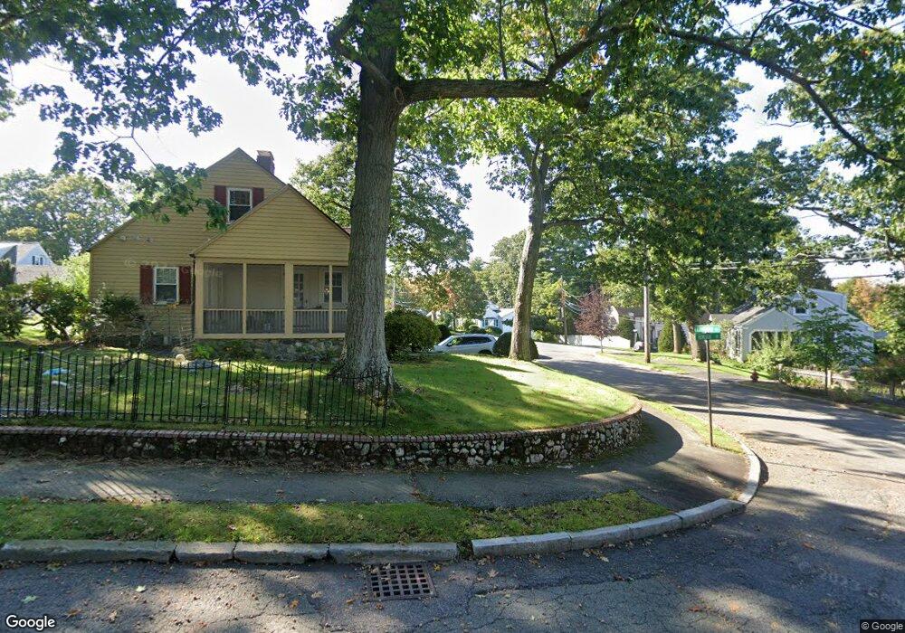 3-9 Hemlock Rd, Newton Upper Falls, MA 02464 - photo 1